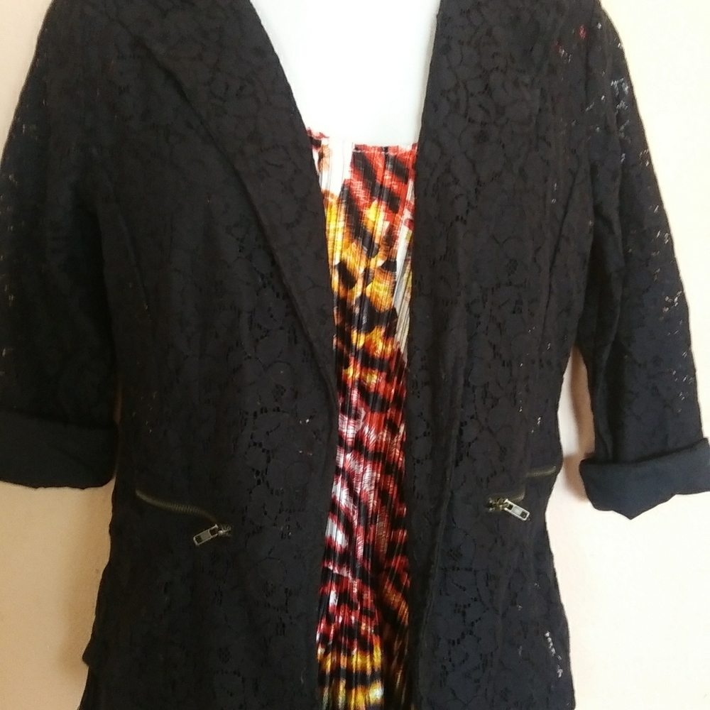 SHE 3/4 sleeve jacket & Larrge sleeveless top